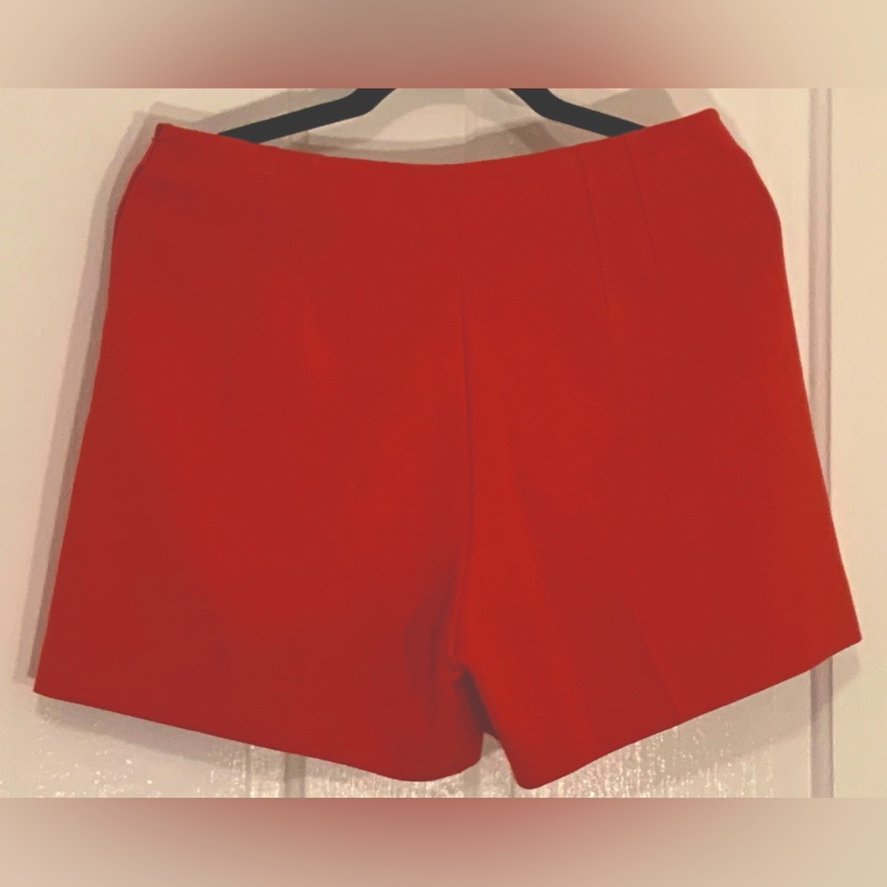 Mango (MNG) - Shorts- Red- size S